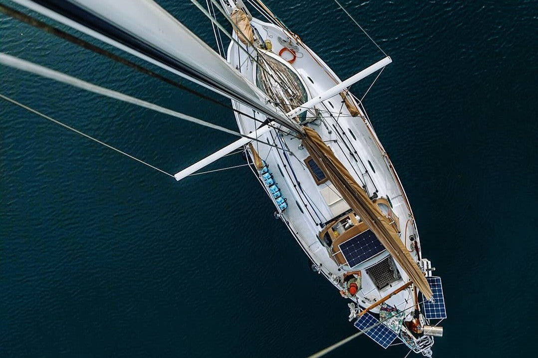 Voyager controller solar application for marine use