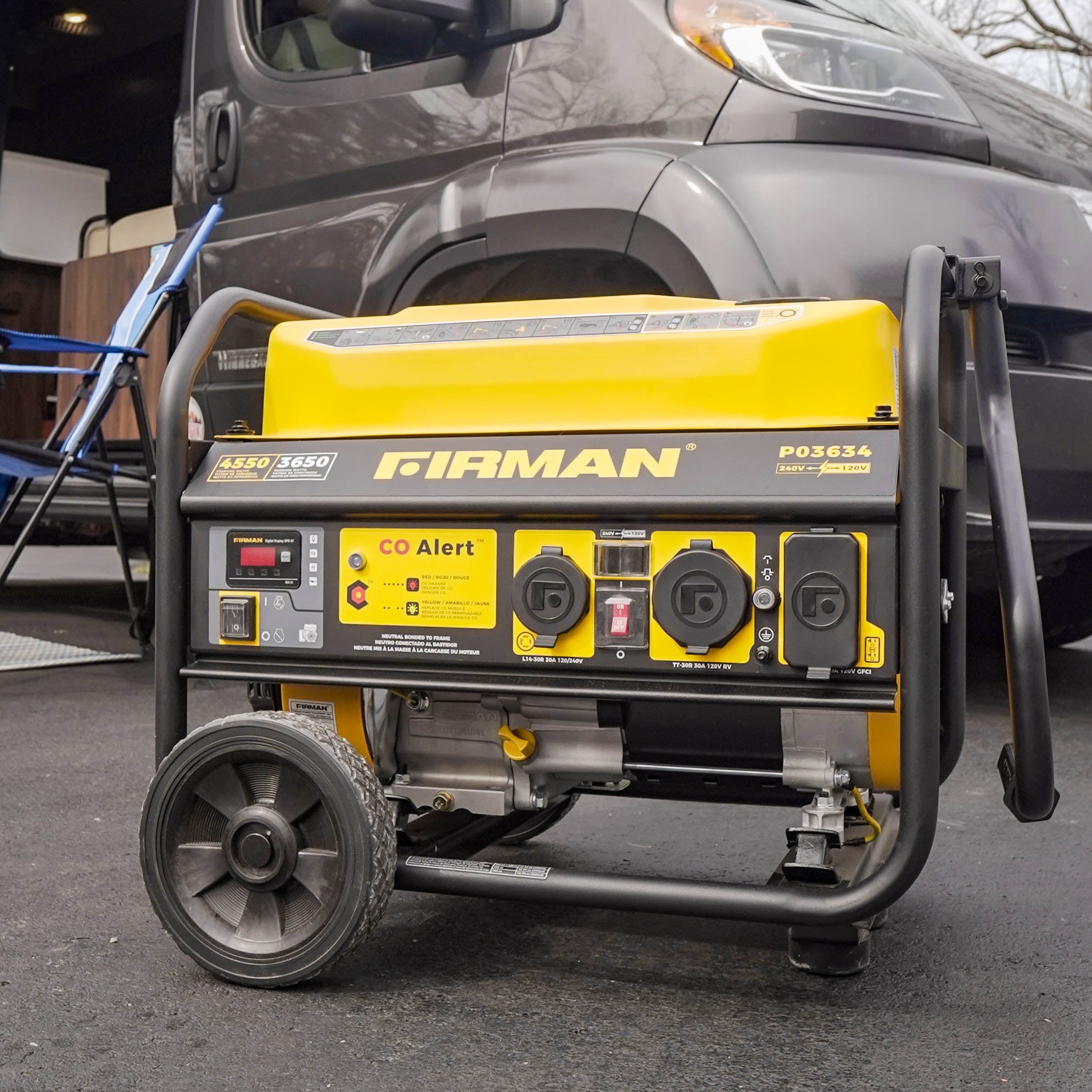 Gas Portable Generator 4550/3650W Recoil Start 120/240V with CO ALERT
