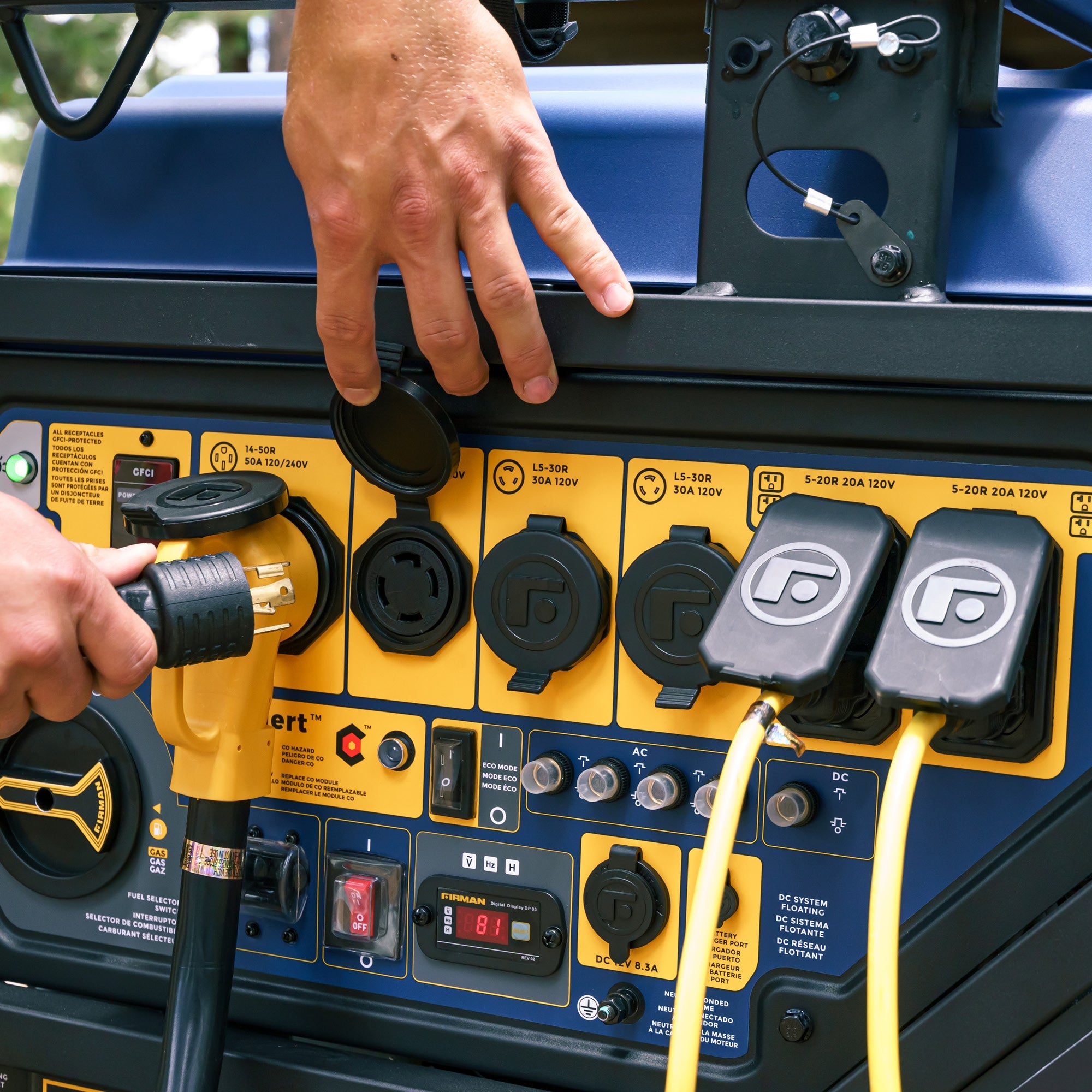 TRI FUEL PORTABLE GENERATOR 15000/12000W ELECTRIC START 120/240V WITH CO ALERT